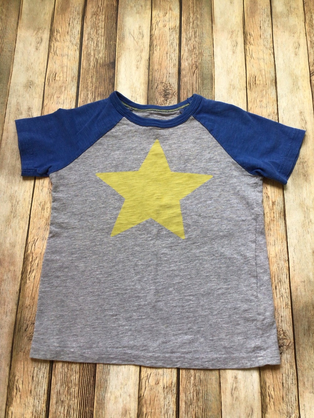 Mini Boden Raglan Star Tee